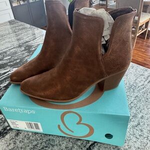 BareTraps Women's Tan Ankle Booties